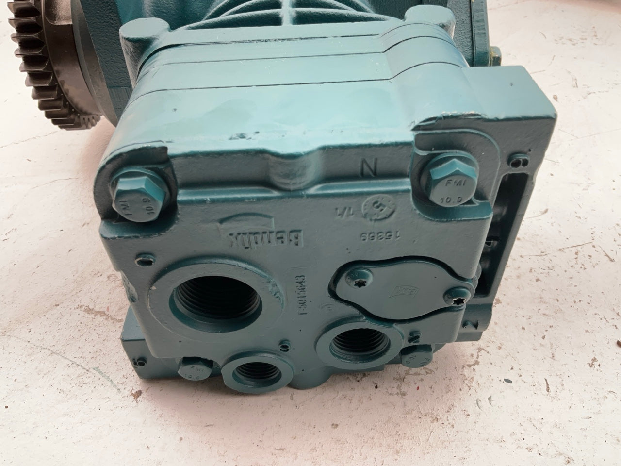 REMAN. Haldex 5012533X BA921 Flange Mount Air Brake Compressor For CAT C15 C16
