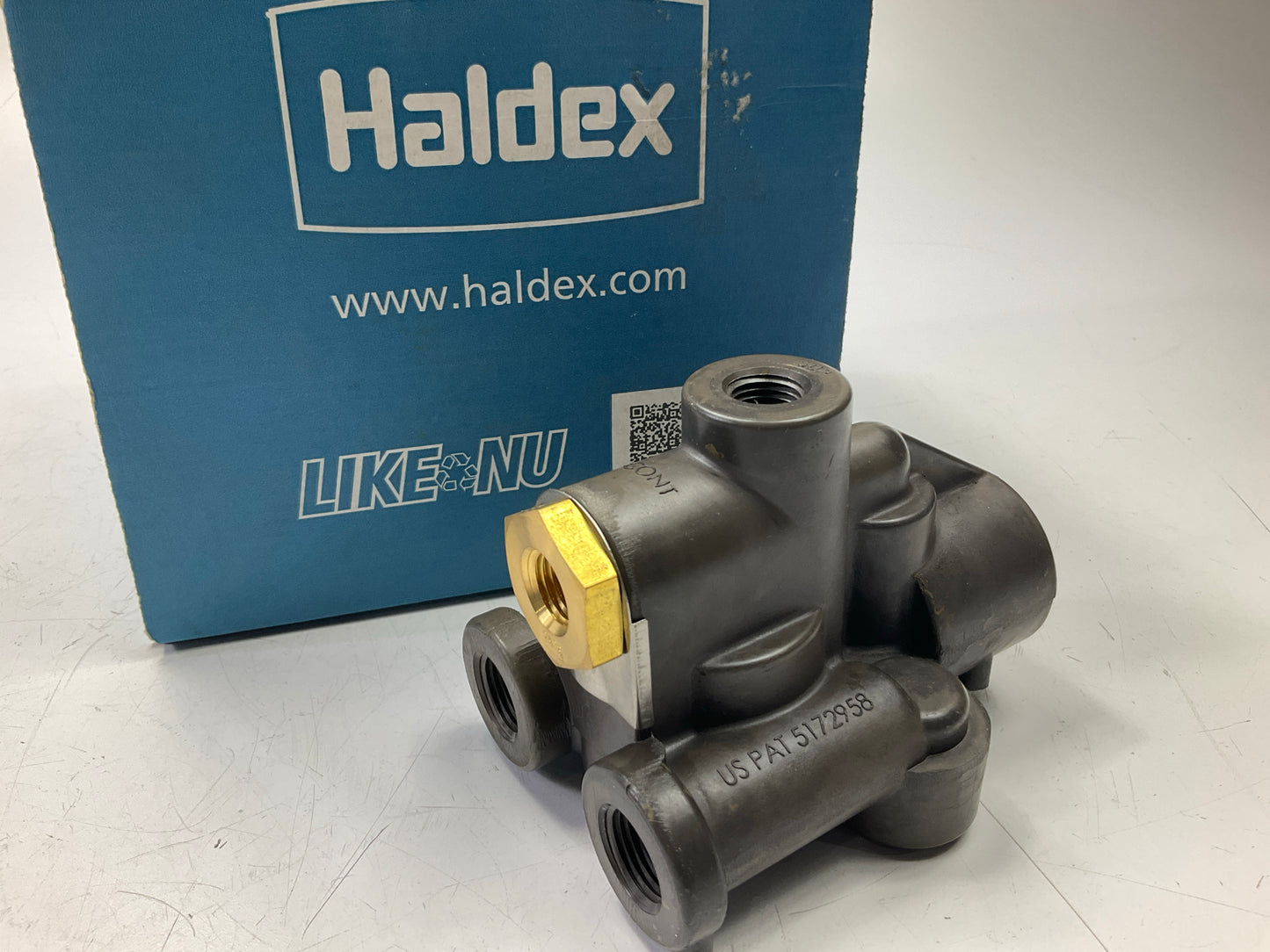 REMAN. Haldex 51301RX  TRAMEC Trailer Emergency Valve (TEV)