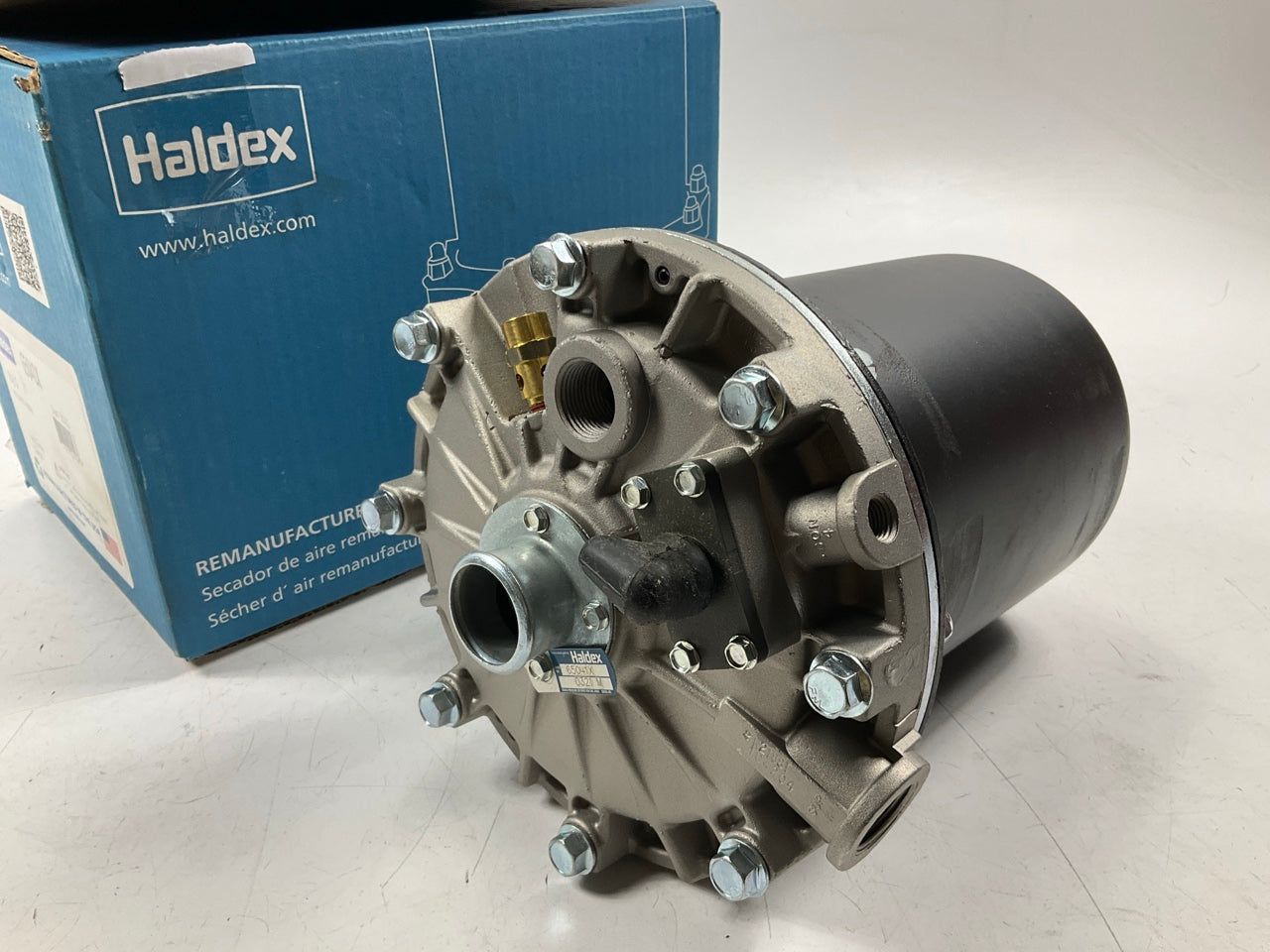 REMAN Haldex 65041X Bendix AD-4 Air Brake Dryer
