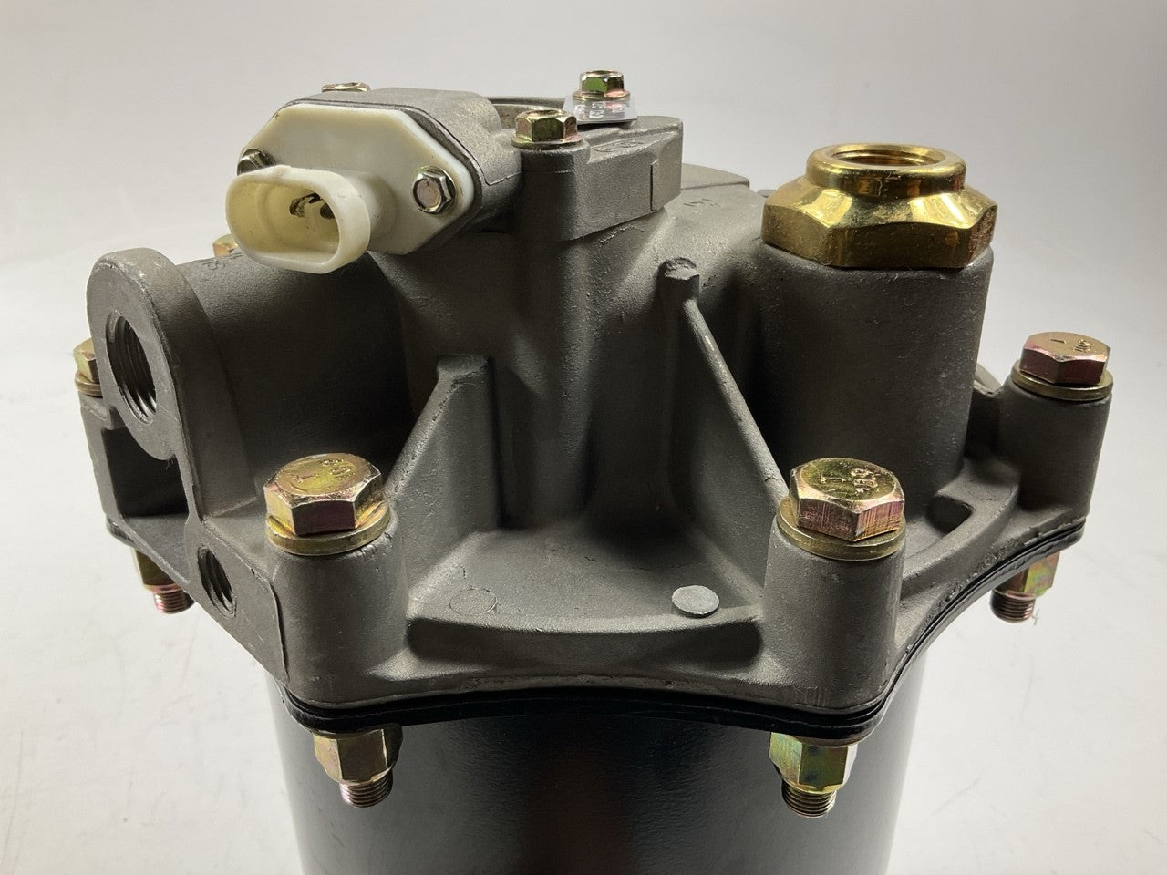 Haldex 65650 Air Brake Dryer - AD9 Style, Soft Seat Purge 12V
