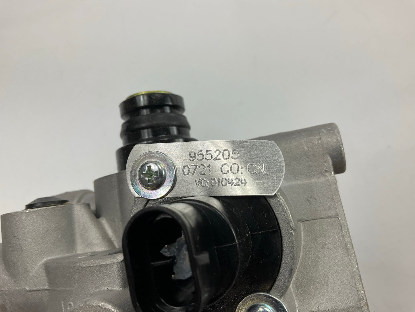 NEW HALDEX 955205 Wabco SS1200 Style Air Brake Dryer