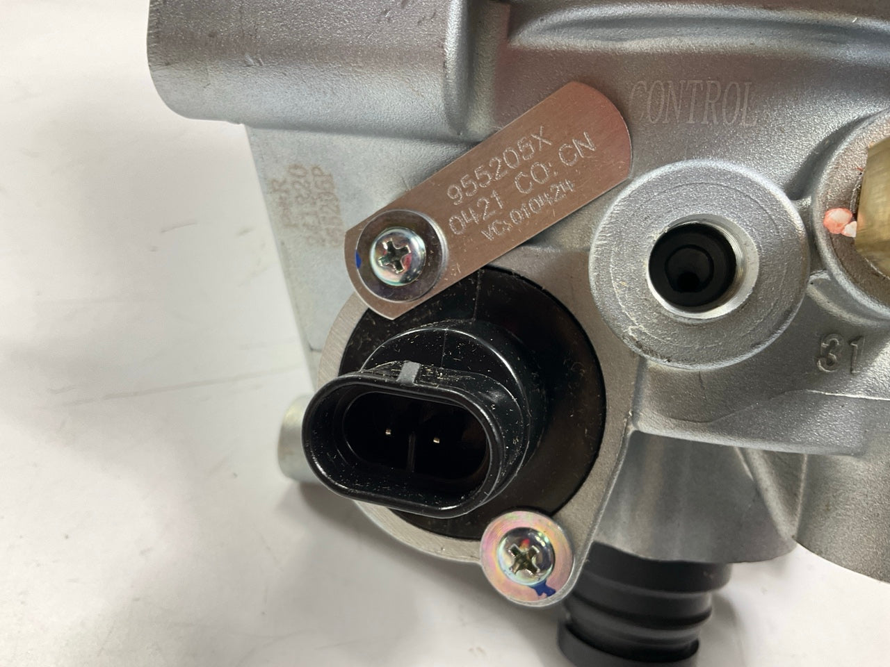 HALDEX 955205X Remanufactured Wabco SS1200 Style Air Brake Dryer