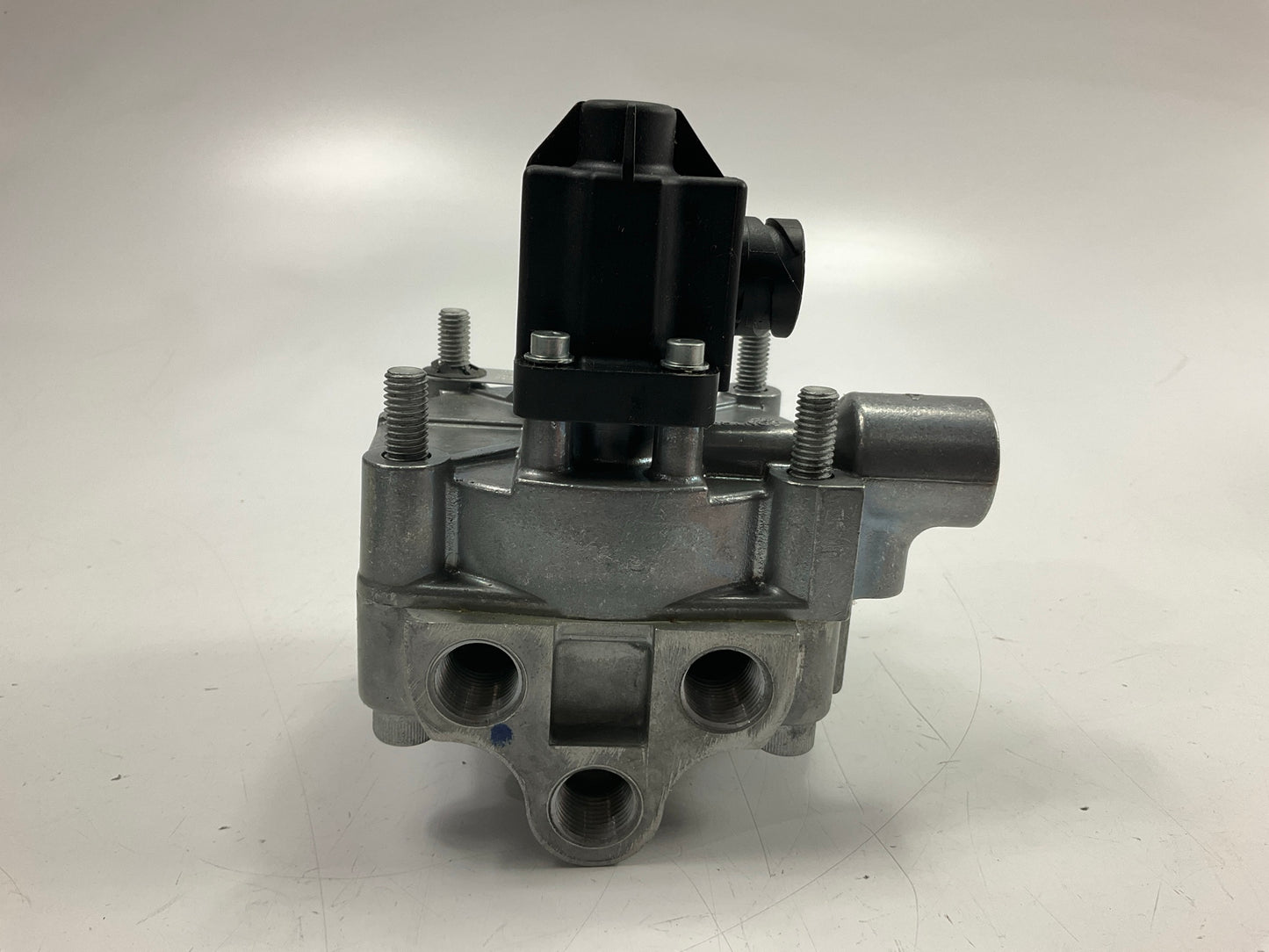 Haldex AL364046 6-Port 12 Volt ABS Relay Valve (Frame Mount) 364141111