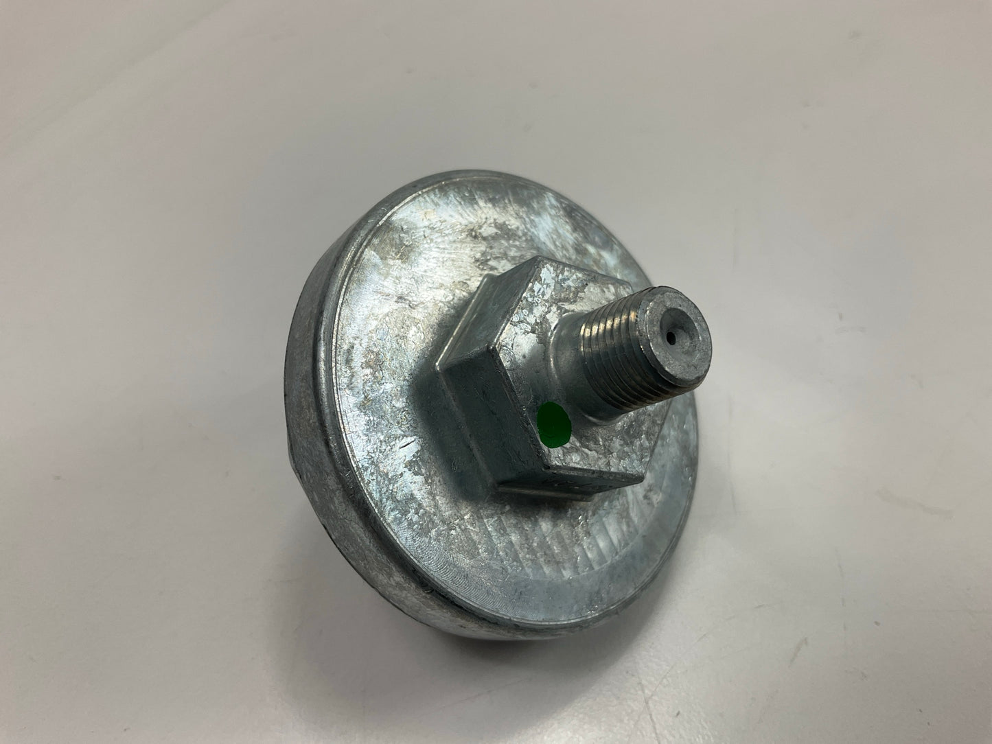 Haldex BE13241 Low Air Switch, (12v Or 24v) 1/8-27 NPTF, 66 PSI