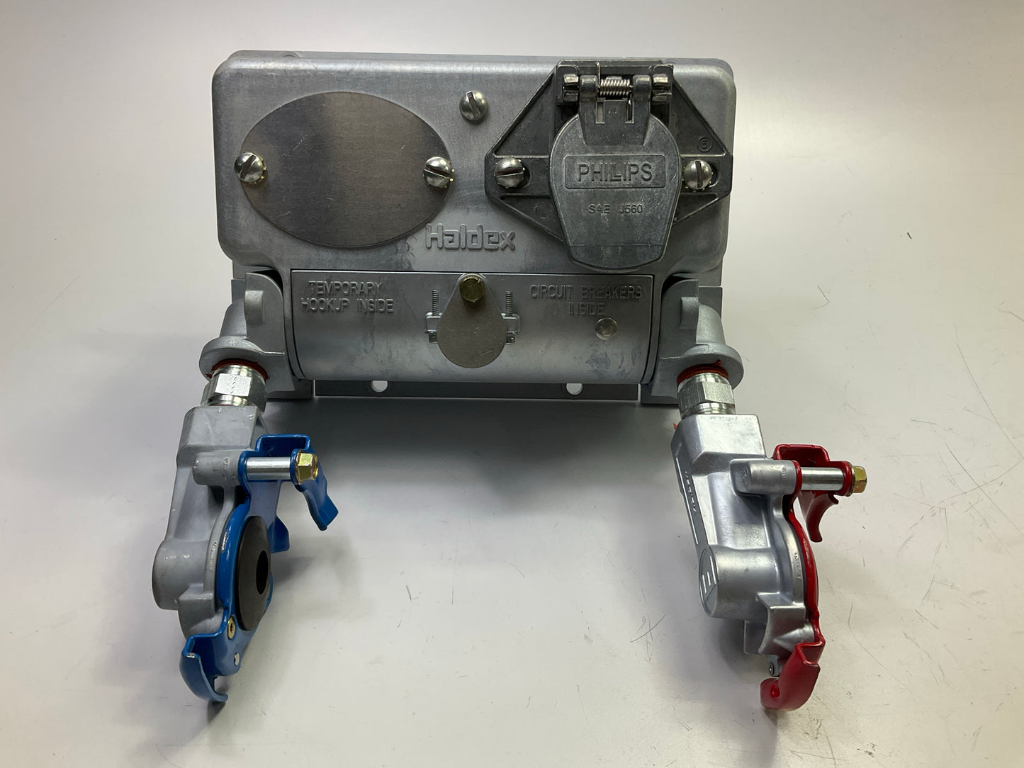 Haldex BE26103 Nosebox Assembly With Gladhands - Interline Style, 501802