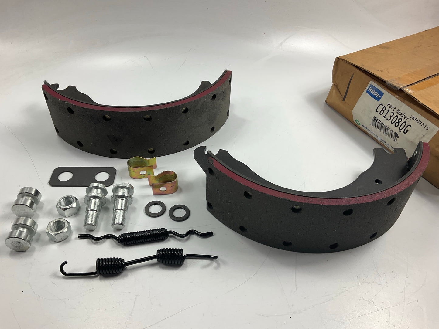 REMAN. Haldex CB1308QG Brake Shoes 15''x4'', 23000 Lbs., 1308Q With Hardware