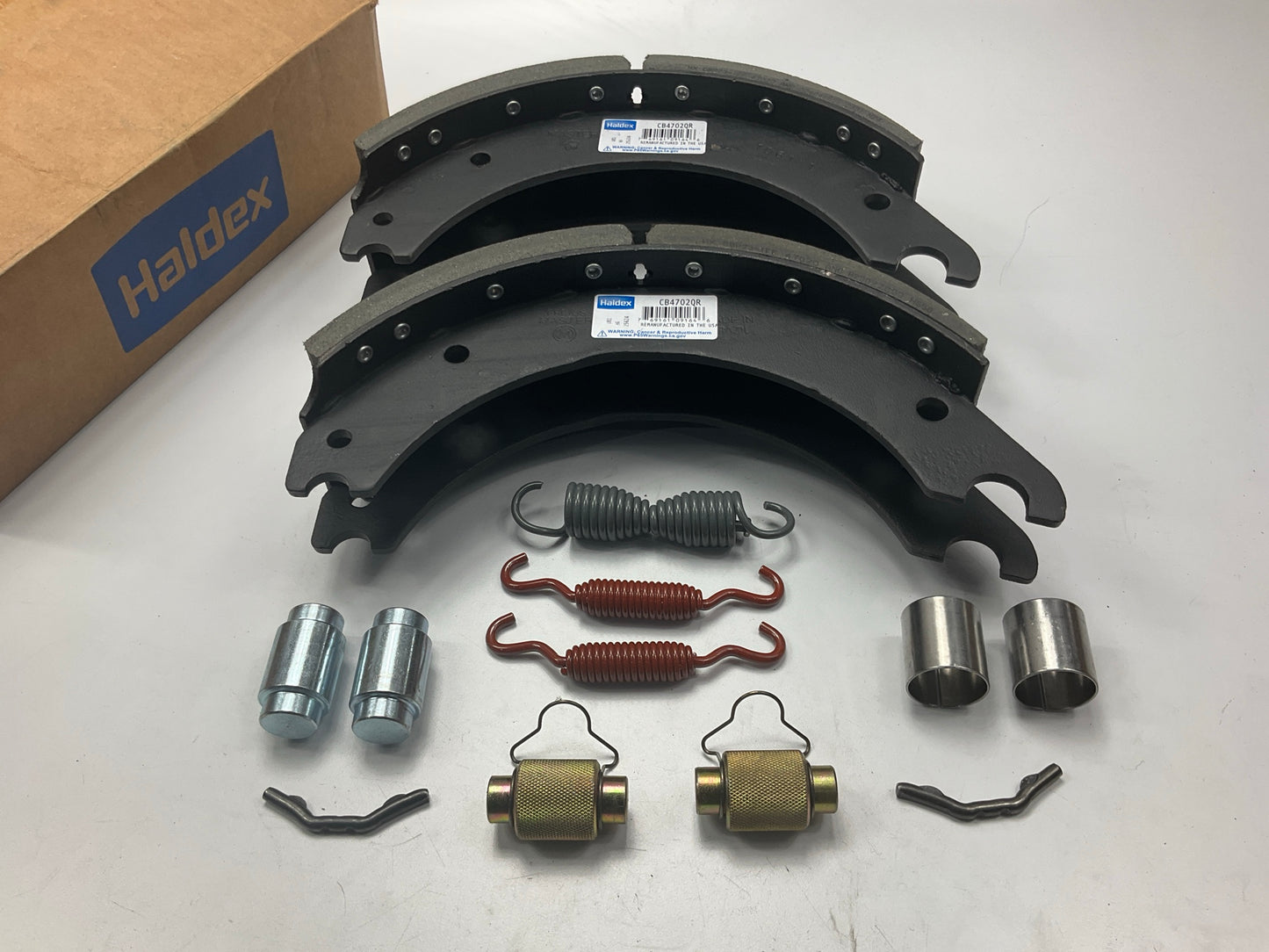 Relined Haldex CB4702QG Brake Shoes # 4702 For 15'' Meritor ''Q'' Plus, 23,000 Lbs.