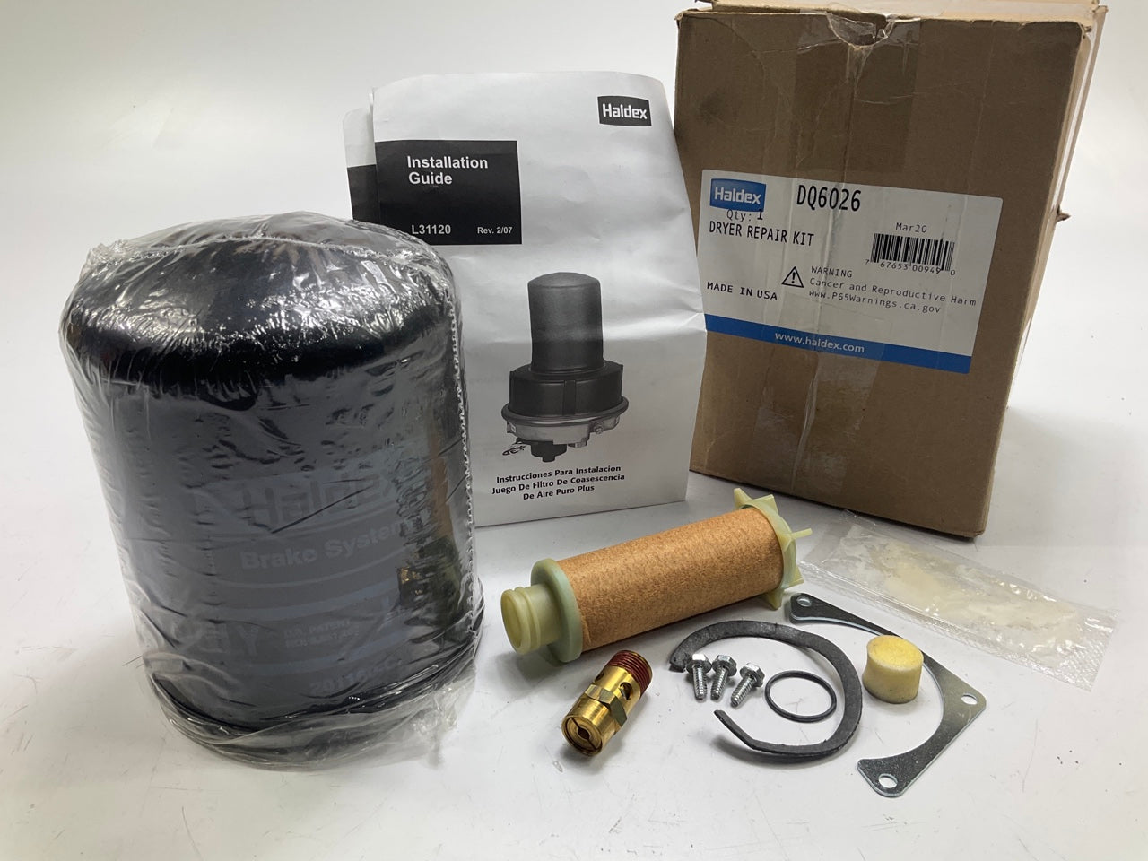 MISSING PLASTIC COVER - Haldex DQ6026 Air Brake Dryer Valve Kit