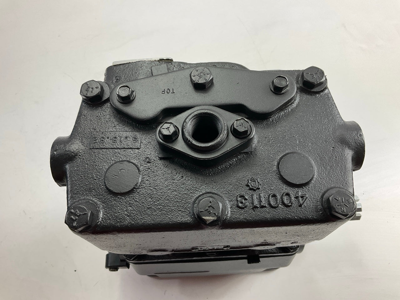 REMAN. Haldex EL13020X Air Brake Compressor EL1300 4-Hole Base Mount KN13020