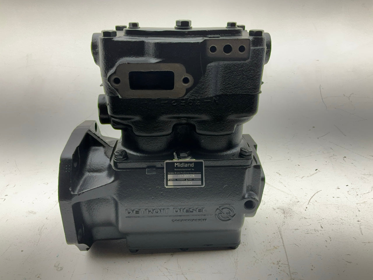 Haldex EL13053X - Remanufactured Detroit Diesel 60-Series Air Brake Compressor
