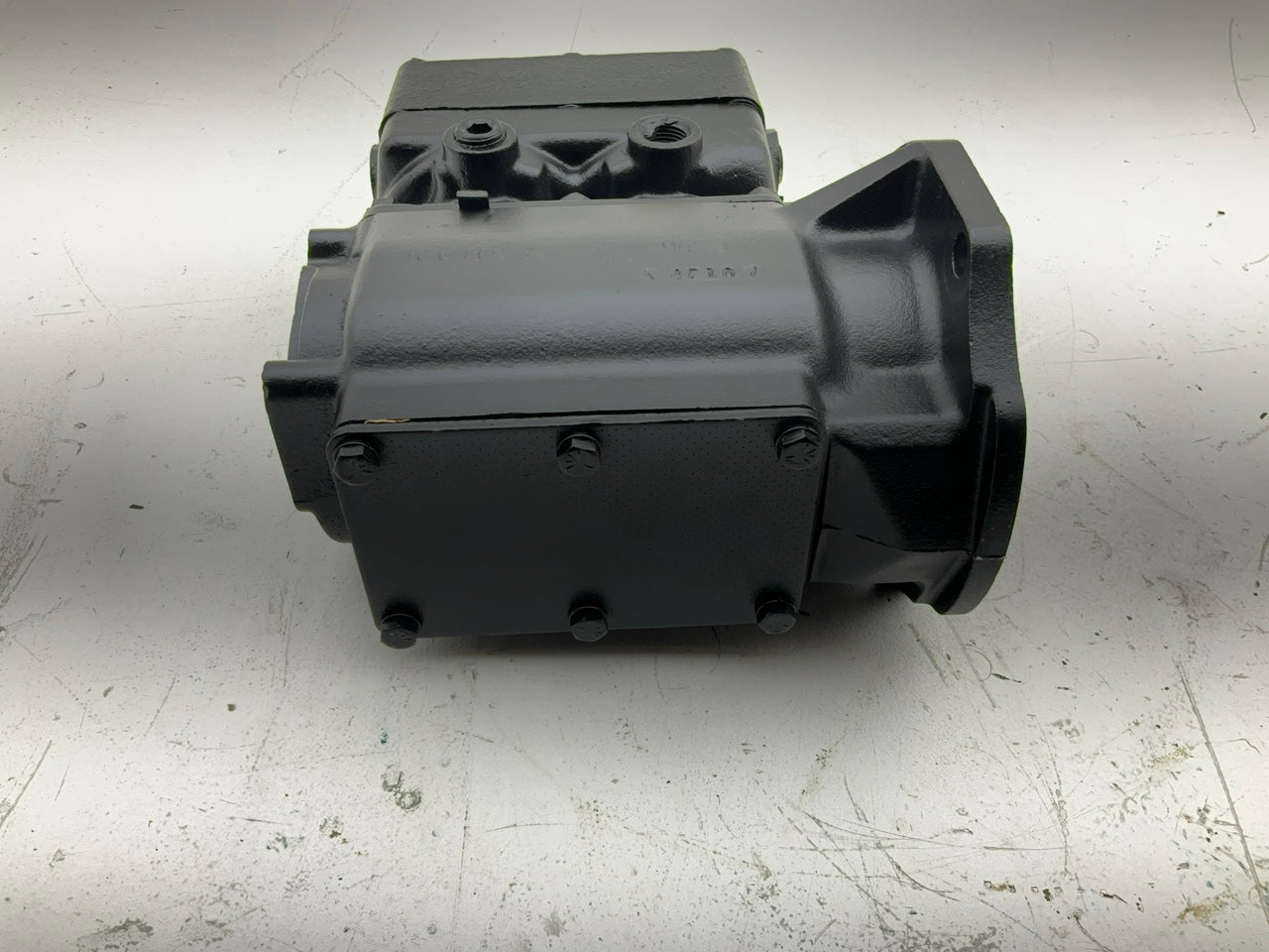 Haldex EL13053X - Remanufactured Detroit Diesel 60-Series Air Brake Compressor