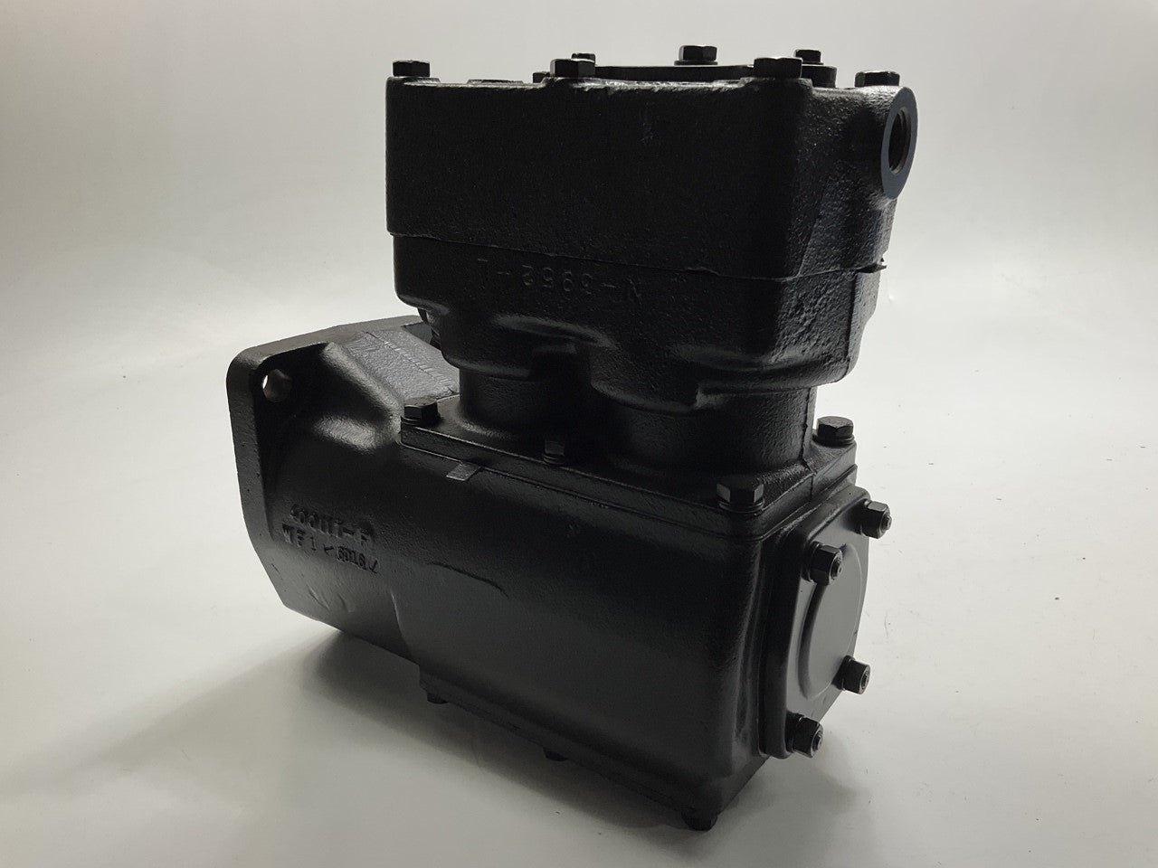 Reman Haldex El13111X Air Brake Compressor Left Rotation 1300 Mack Ext Flange