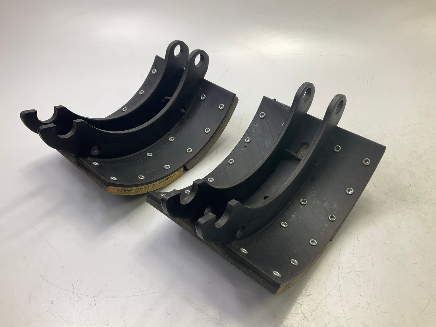 Relined HALDEX GG4670QG Drum Brake Shoe Kit 23000 Lbs, Brake Shoe # 4670