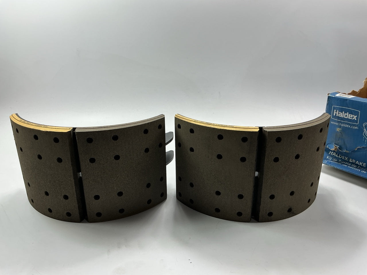 Relined Haldex GG4726ES2G 4726 Brake Shoes For 16-1/2'' Eaton ''ESII'' 23,000 Lbs.