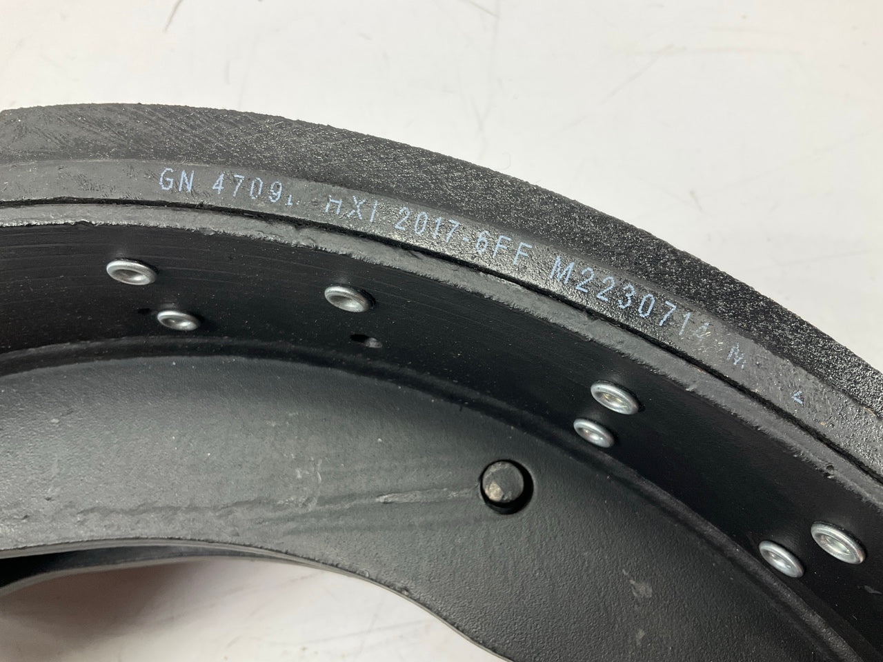Relined Haldex GN4709ESG 4709E Rear Brake Shoes 16-1/2x7, 20,000 Lbs (20K Lbs)