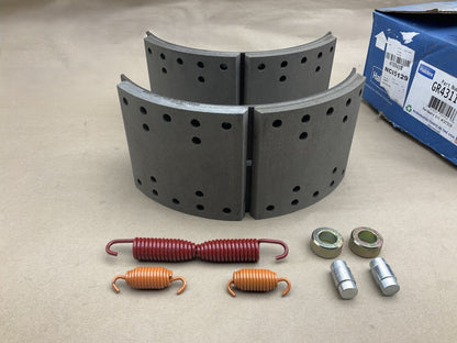 REMAN. Haldex GR4311EG 4311E Brake Shoes 16-1/2'' X 7'', 20k Lbs, With Hardware