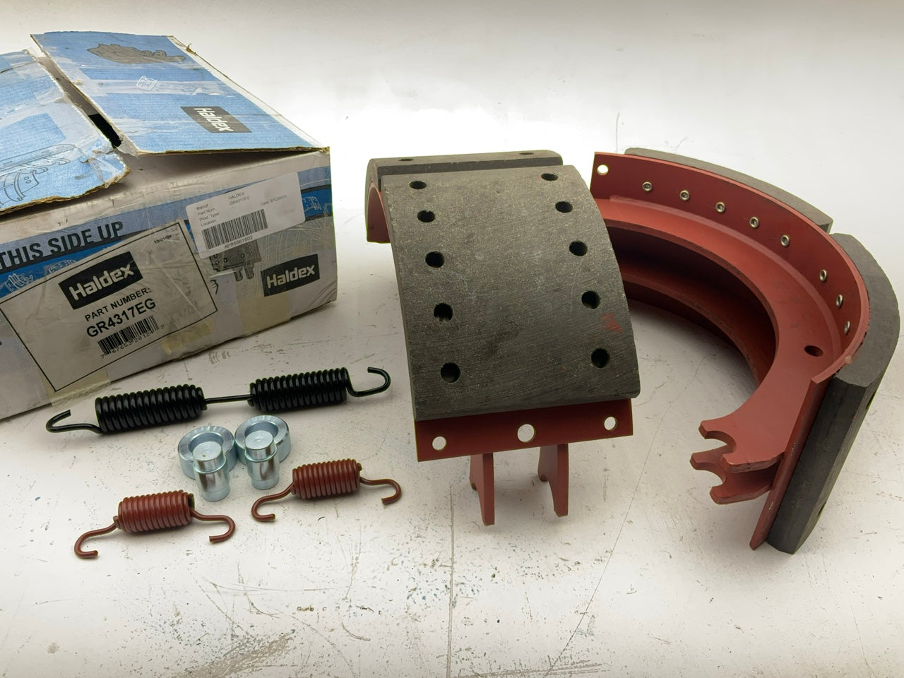 Relined Haldex GR4317EG Drum Brake Shoes For Eaton 16-1/2'' X 6'' EB Low Mount 23K