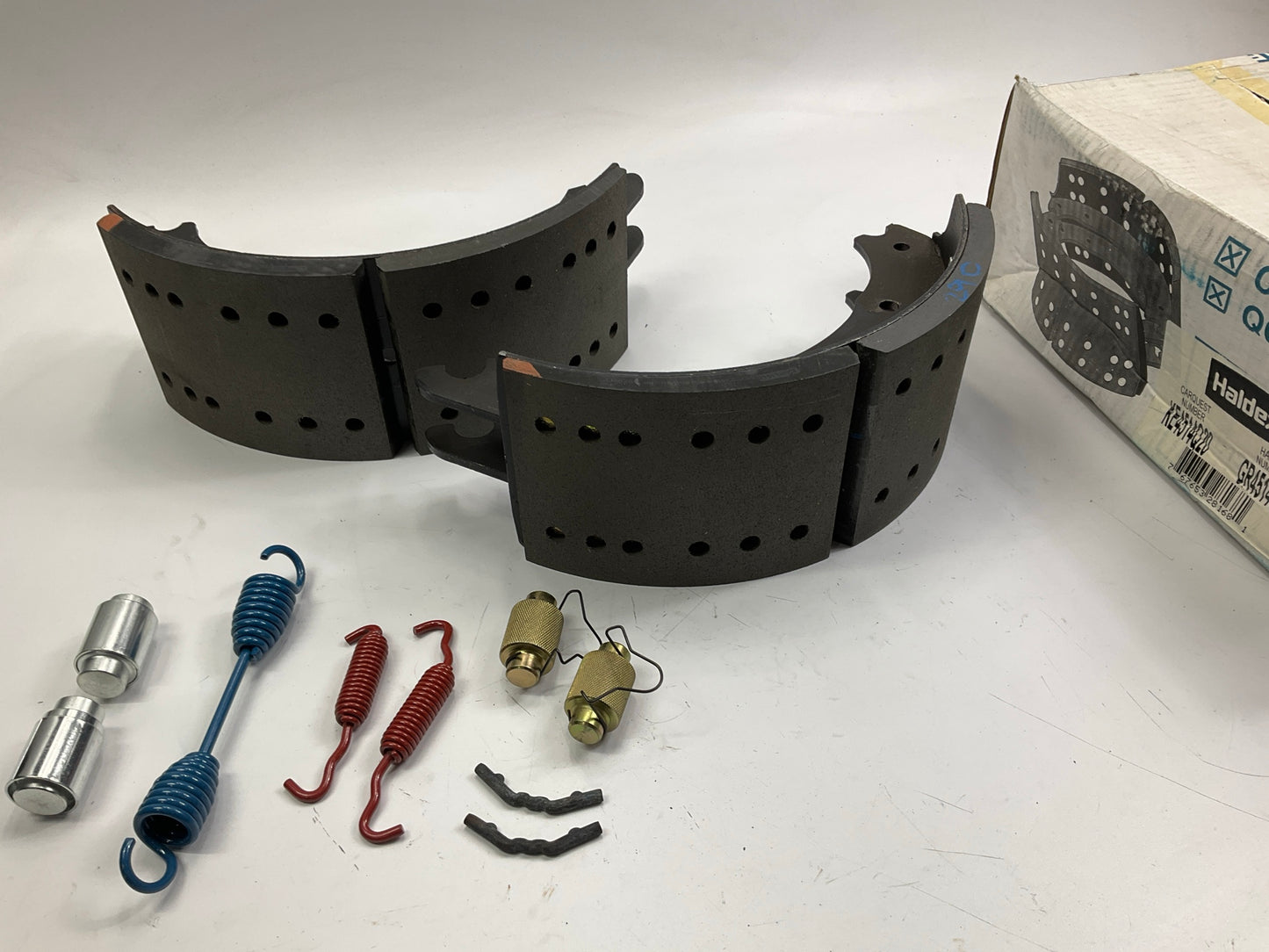 Relined Haldex GR4514QG Brake Shoes Kit 23,000 Lbs 16-1/2'' Meritor ''Q'' 4514