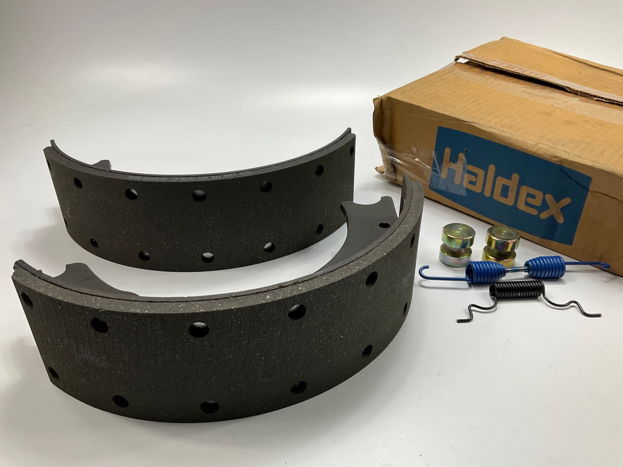 Relined Haldex HV761308EG Rear 15''x4'' Brake Shoes 1308E 12000 Lbs (12K Lbs)