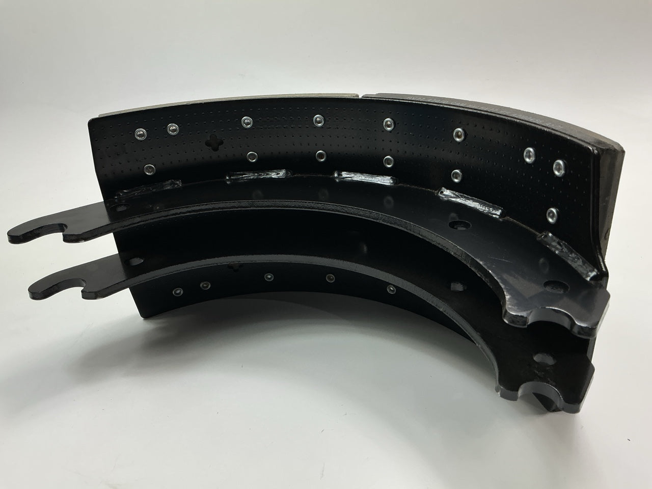 Haldex HV774707QJ 4707Q Brake Shoes 20k LBS 16.5'' Meritor ''Q'' Plus W/ Hardware