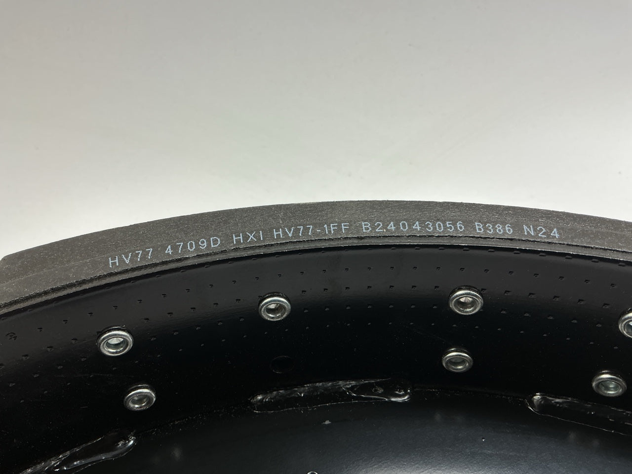 REMAN. Haldex # 4709 HV774709ES2J 20,000 Lbs Brake Shoes 16-1/2''x7'' Eaton ''ESII''