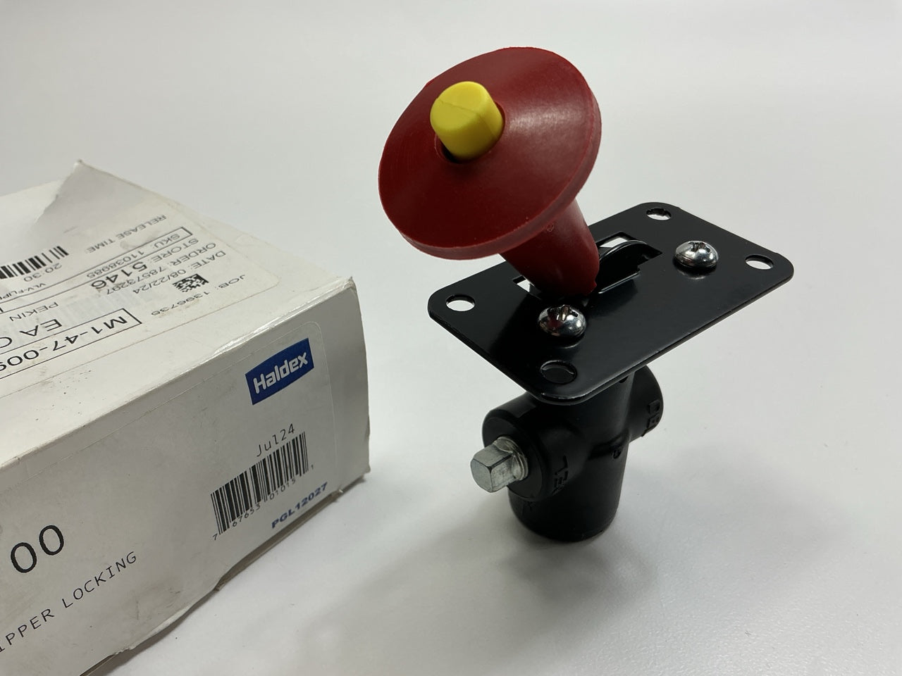 Haldex KN20700 Locking Flipper Style Valve With 1/8'' Ports N13440FB