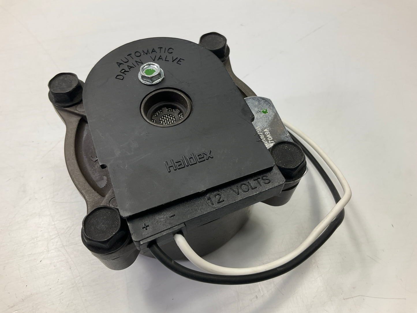 Haldex KN24001 Automatic Drain Valve, Replaces Bendix DV2