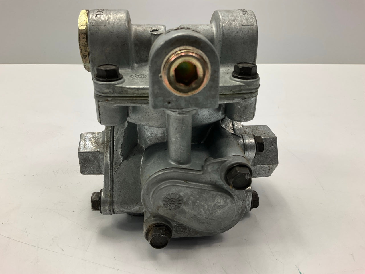 REMAN. Haldex KN26020X RT4 Multi-Function Trailer Valve