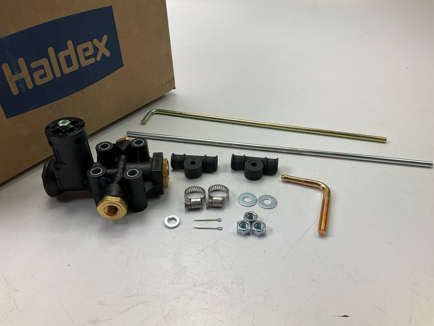 NO PLATE - Haldex KN27000 IR Height Control Valve For Freightliner KN27000