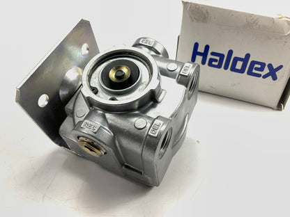 REMAN. Haldex KN28071 Air Brake Relay Valve With Anti-Compounding - N30100AD