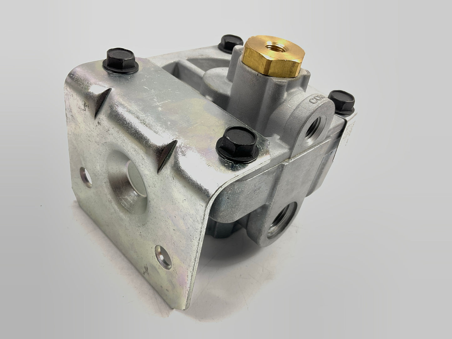 REMAN. Haldex KN28071 Air Brake Relay Valve With Anti-Compounding - N30100AD