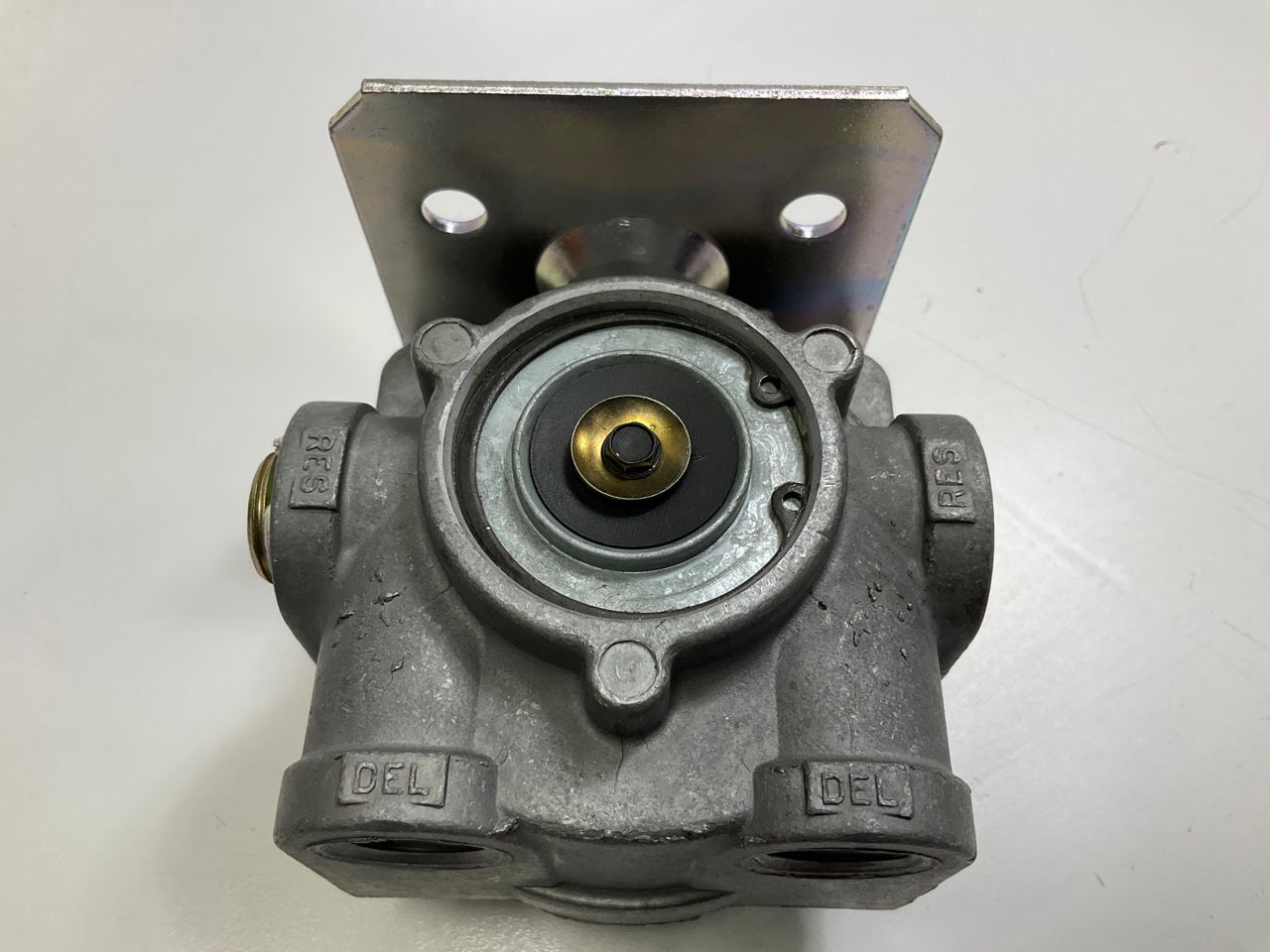 Haldex KN28071X Air Brake Relay Valve KN28071