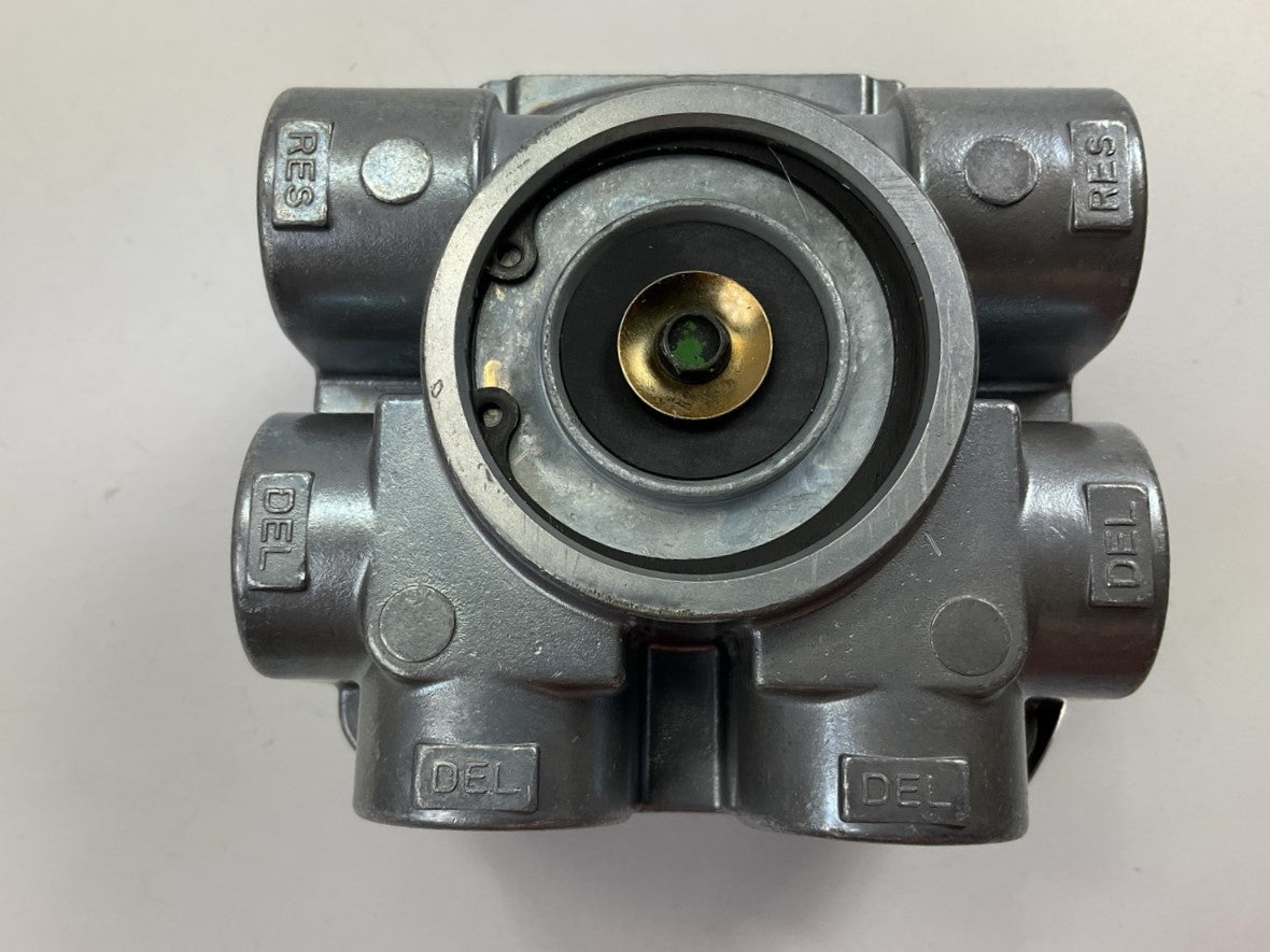 REMAN. Haldex KN28080X Brake Relay Valve, 4 Delivery Port (3/8'') 7 PSI Crack