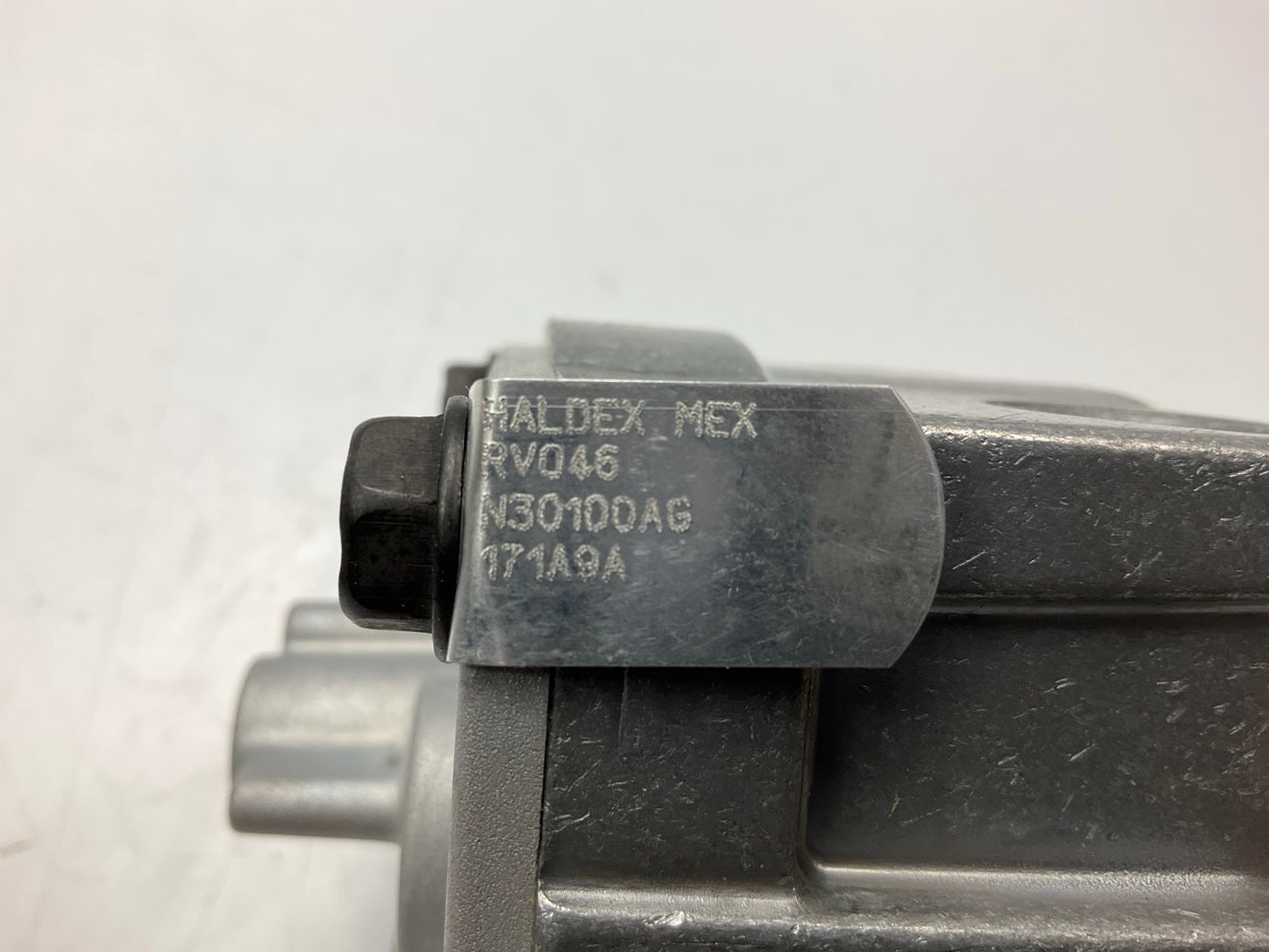 REMAN. Haldex KN28140X R-12H Type Brake Relay Valve