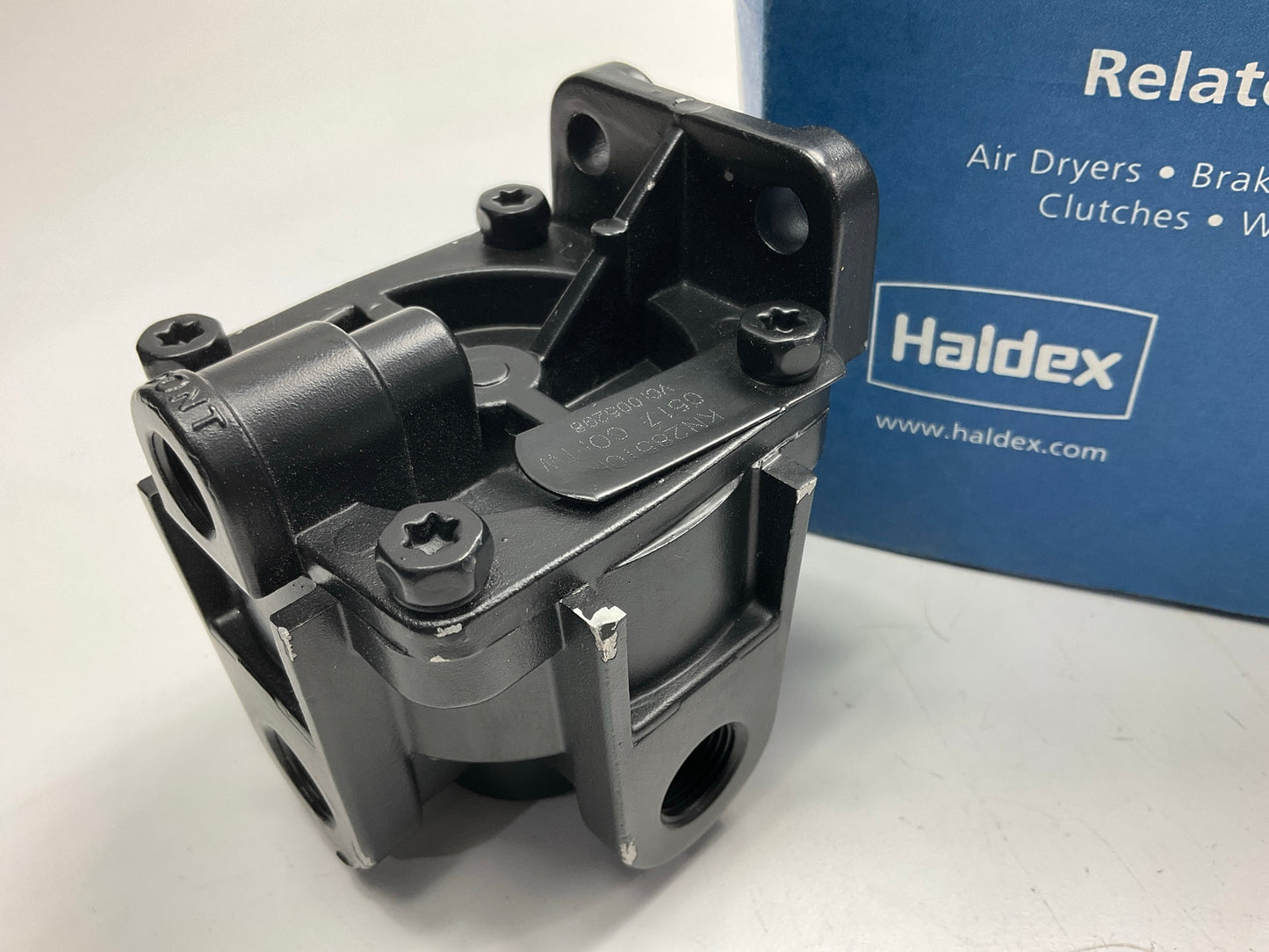 HALDEX KN28510RX Like Nu RG2 Air Brake Relay Valve