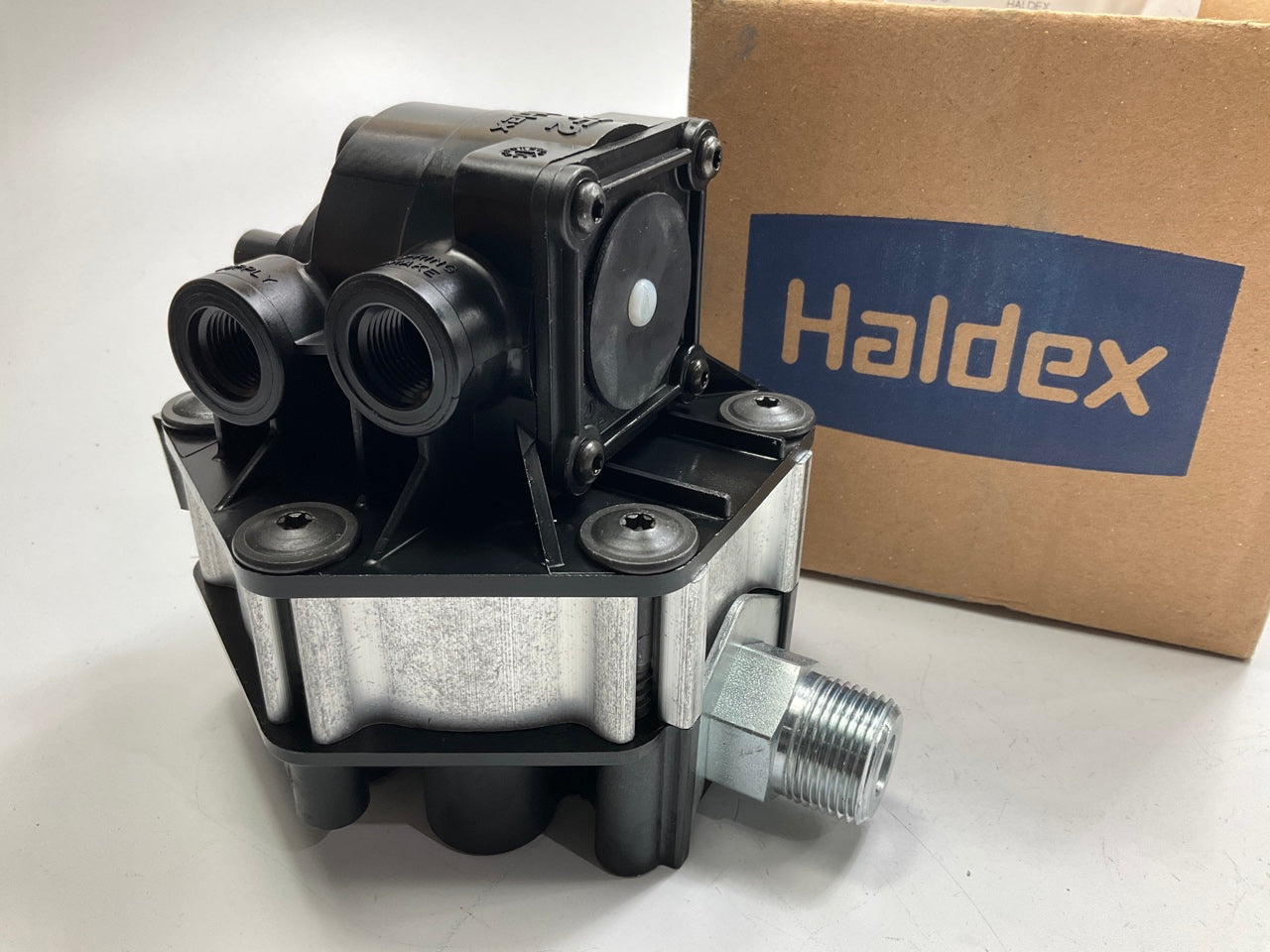 Haldex KN28600 FF2 Full Function Trailer Valve - N4304AC
