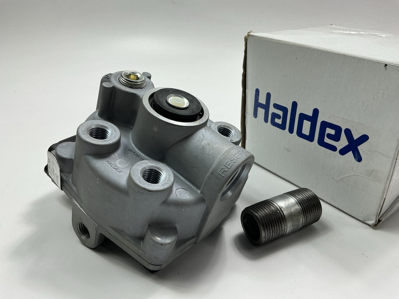 Haldex KN30300 Emergency Air Brake Relay Valve For Pre-121 Trailers, Dollies