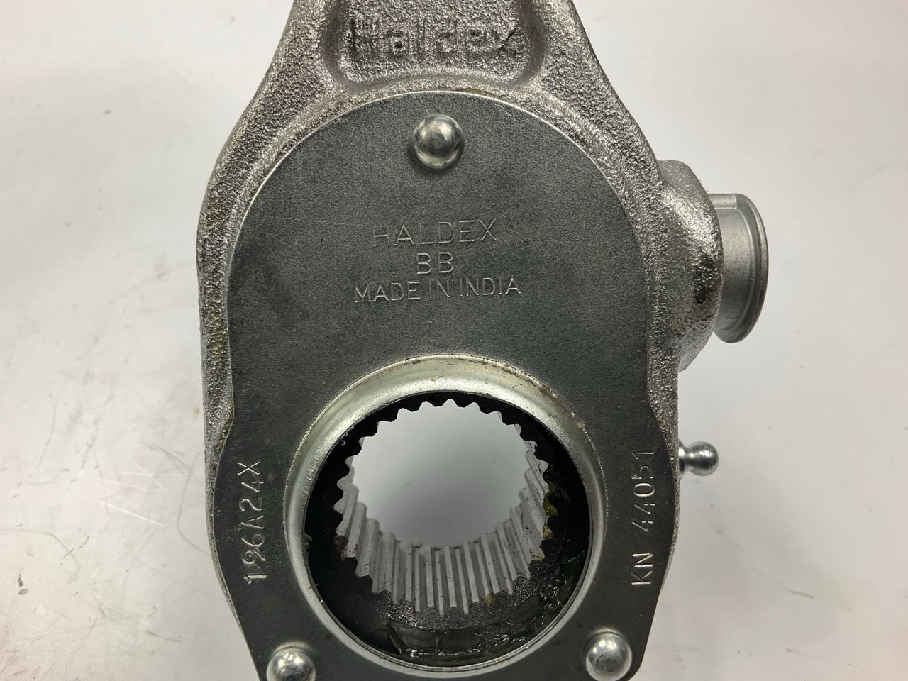 (4) Haldex KN44051 Manual Slack Adjuster 5'' Arm, 1.5''-28 Spline, Replaces E-2458