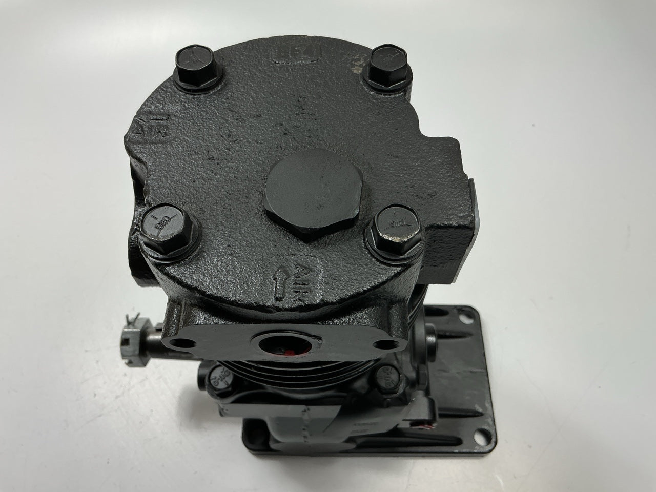 REMAN. Haldex KN86020X Air Brake Compressor EL850 (850) Haldex - NO CORE CHARGE