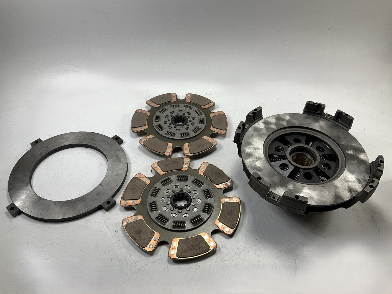 REMAN. Haldex RC018EZHTX Easy-Pedal 15-1/2'' Clutch Pack, Spicer Type, 2.0''-10