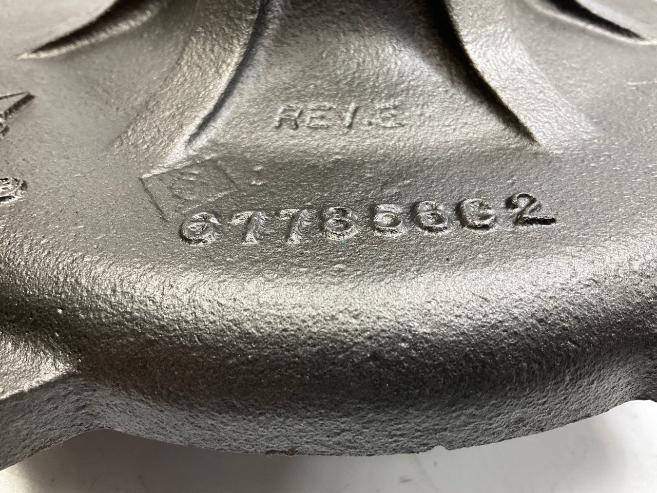 Reman. MIDLAND RW1190X Water Pump For Navistar DT466 Engine, Casting # 677856C2