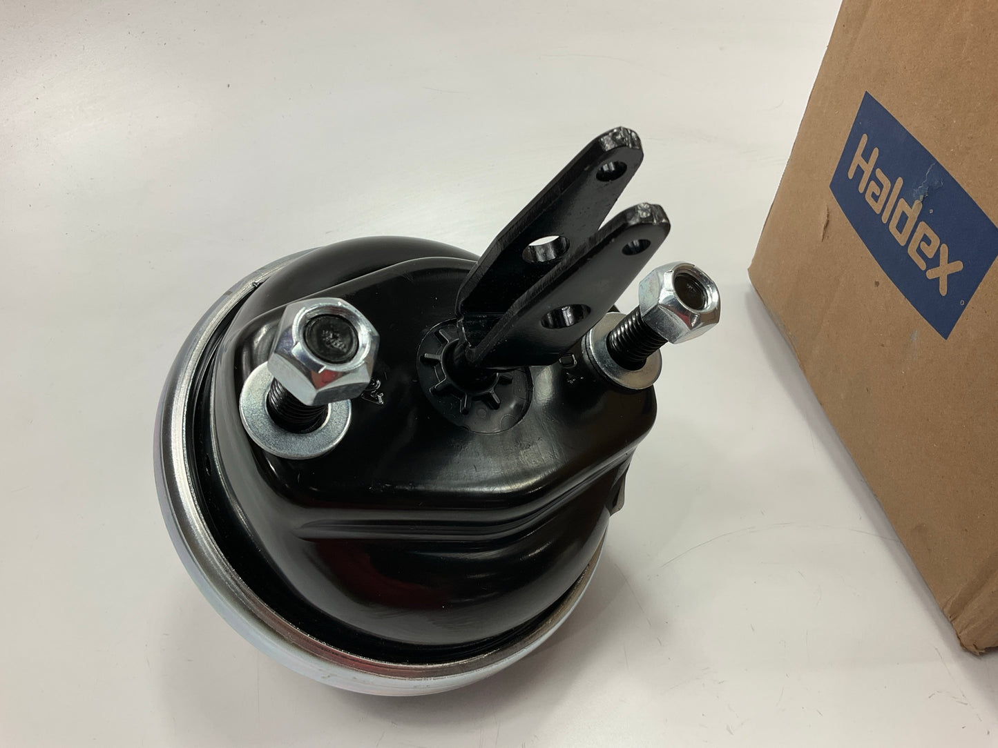Haldex SC20LCW Air Brake Chamber Single Diaphragm, 2.5'' Stroke Length, T20