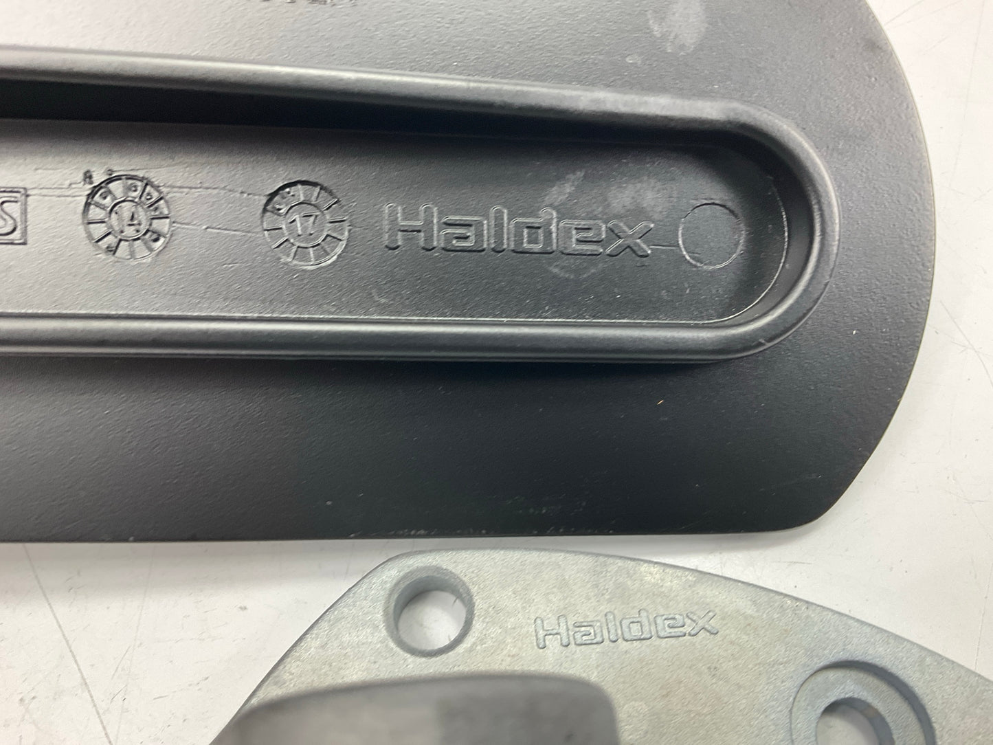 Haldex SN4017F Treadle & Mounting Plate Pedal 27 Deg. Haldex Midland Foot Valve