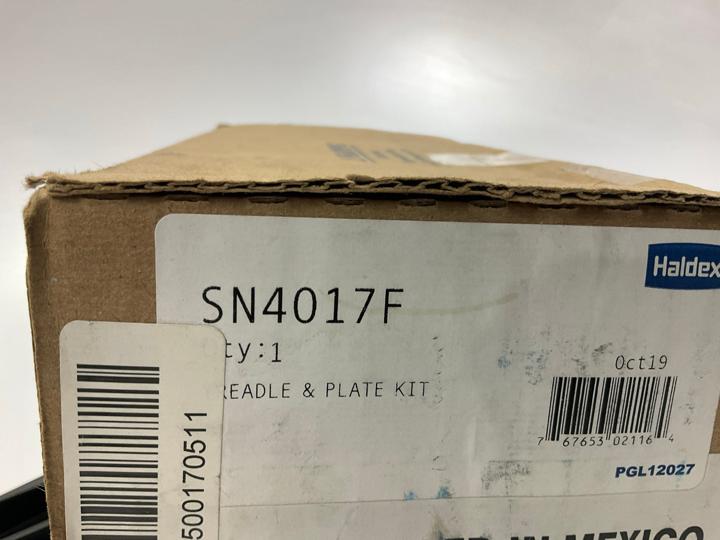 Haldex SN4017F Treadle & Mounting Plate Pedal 27 Deg. Haldex Midland Foot Valve