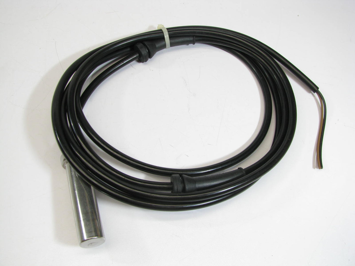 Hamburg-technic 1406-324556 Front ABS Wheel Speed Sensor For 2003-06 Sprinter