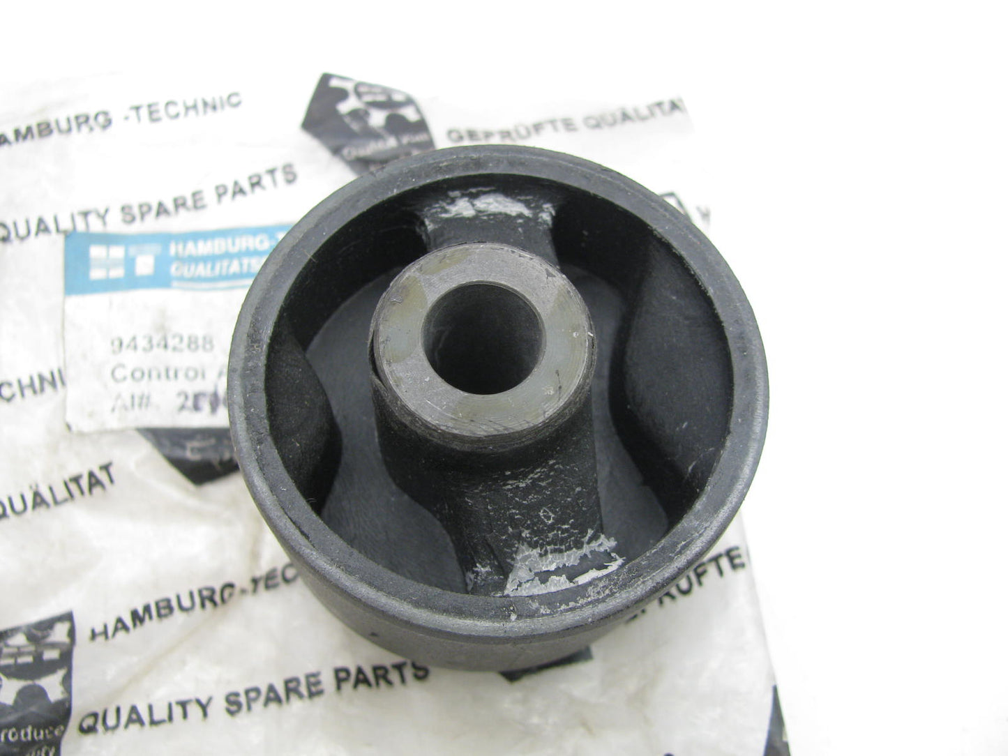 Hamburg-technic 9434288 FRONT UPPER Motor Mount Bushing