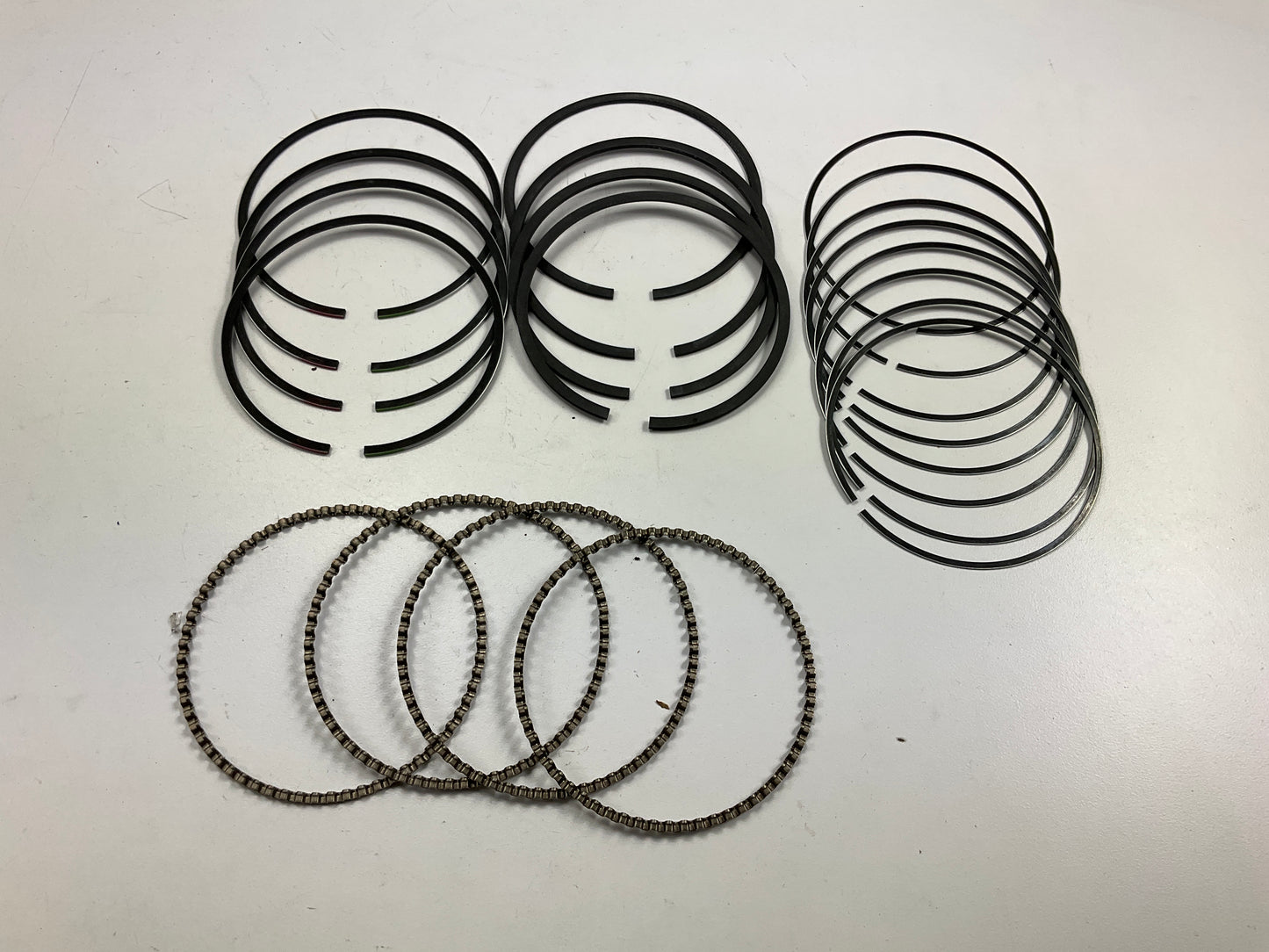 Hastings 2C4613 Engine Piston Rings - Standard 1988-1993 Mitsubishi 4G63