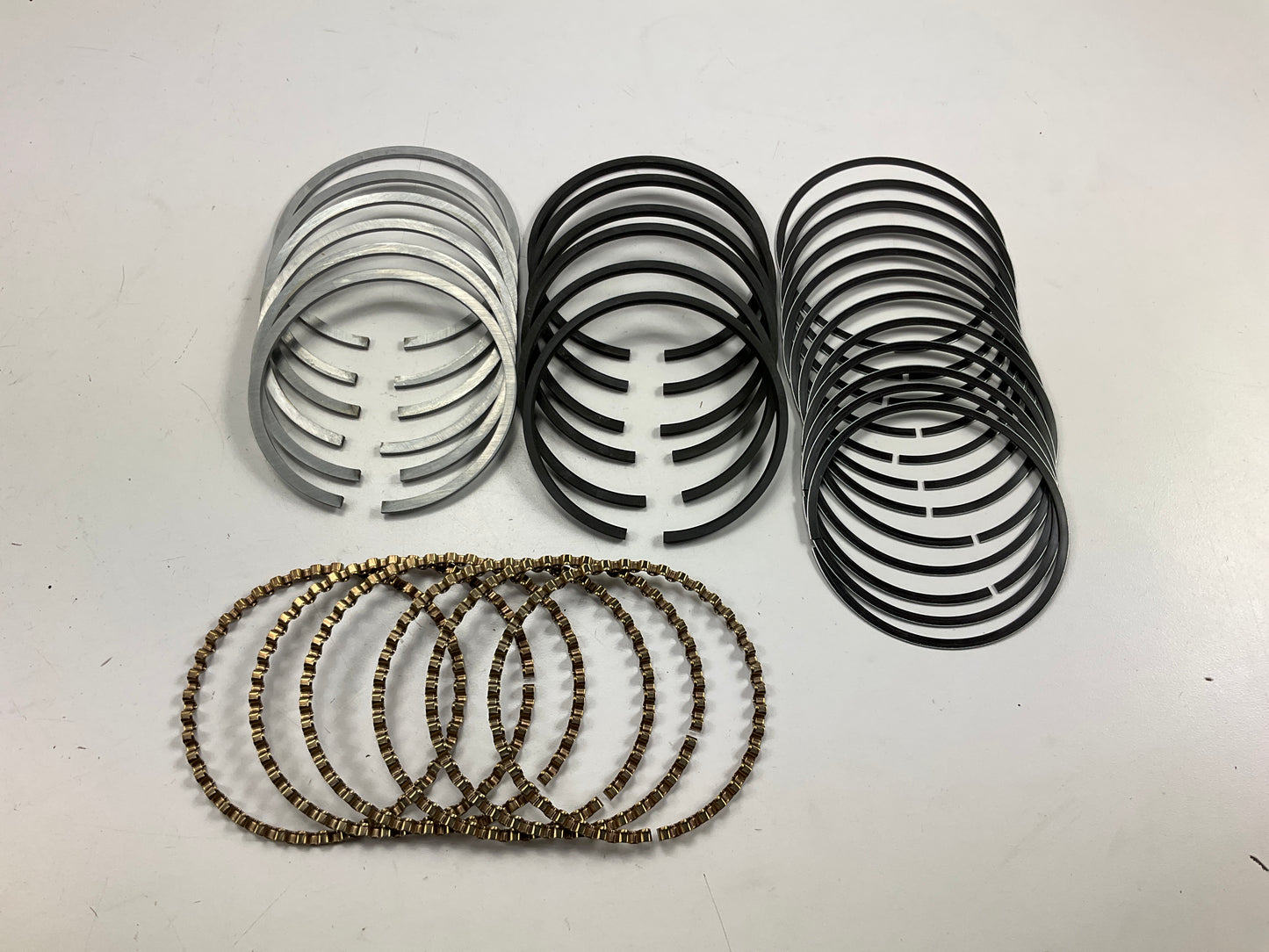 Hastings 2C5280 Piston Rings - Standard For International BD220 BD240 BG241