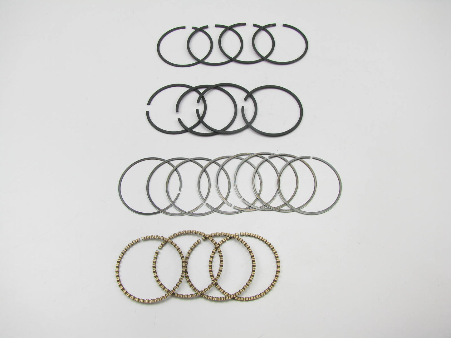 Hastings 4293 Engine Piston Rings STANDARD 1971-1974 Toyota Corona 1.9L 2.0L 12R
