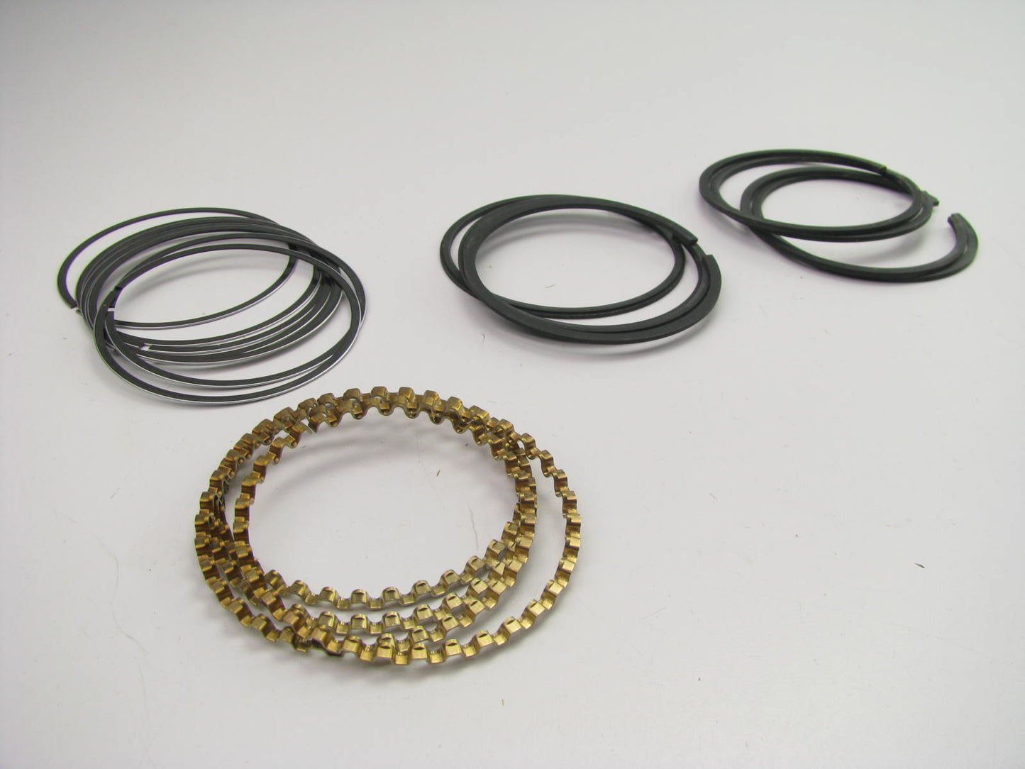 Hastings 6813 Piston Rings Set STANDARD For 1977-1982 Datsun Toyota 1.2L 1.3L